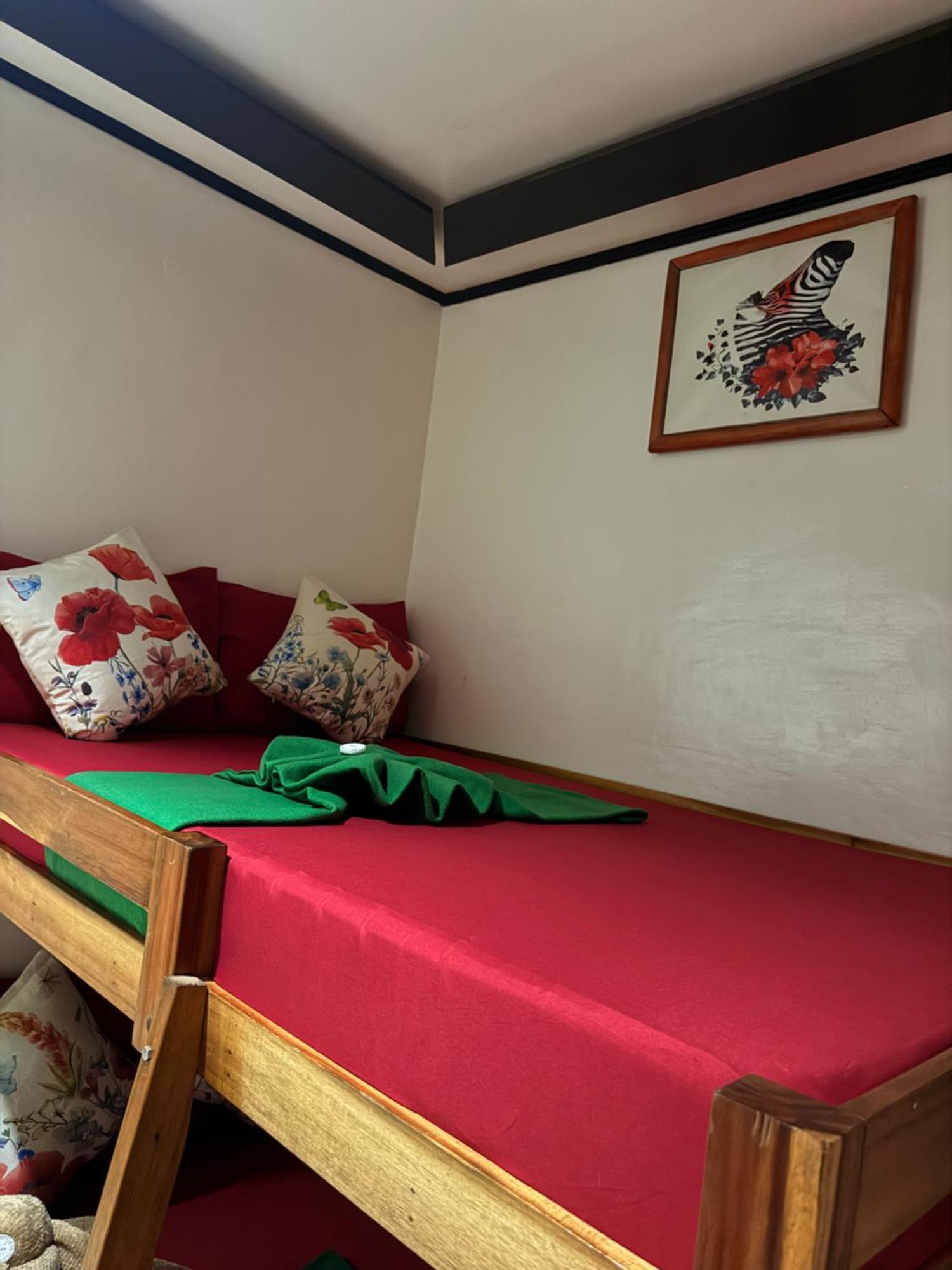Lolo Bob'S Bed And Breakfast El Nido Esterno foto