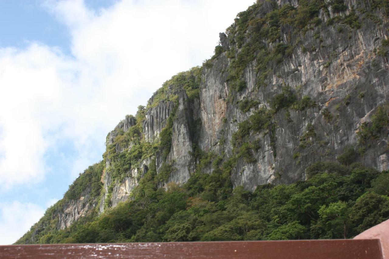 Lolo Bob'S Bed And Breakfast El Nido Esterno foto